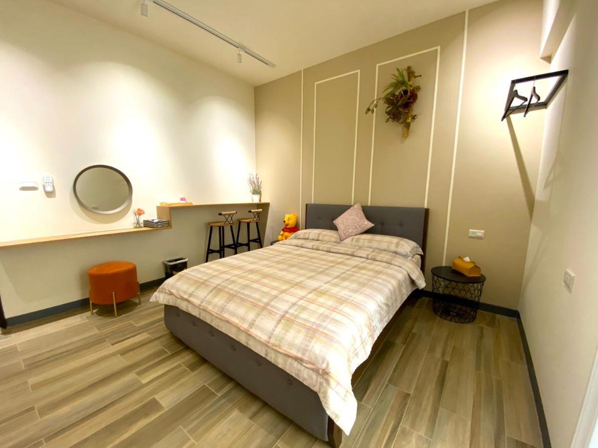 Flower House Tainan Exterior photo