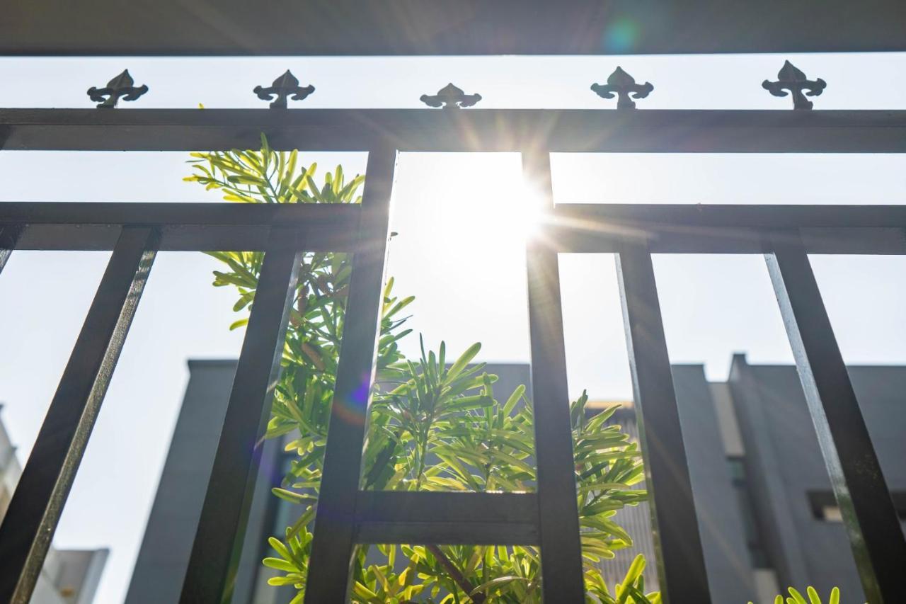 Flower House Tainan Exterior photo